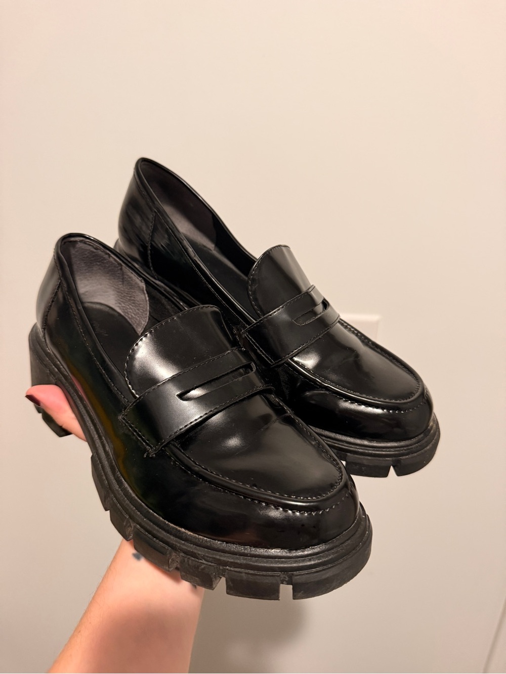 Crown Vintage Sage Loafer Size 9